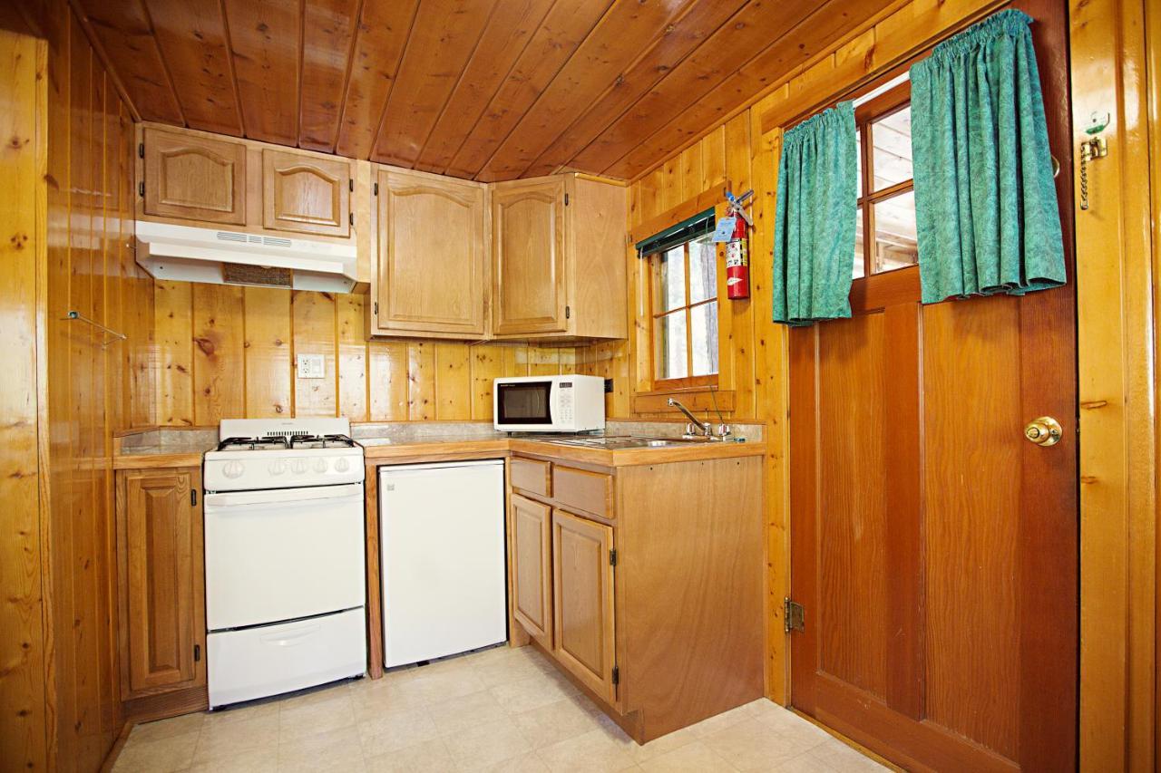 Idlewilde By The River 3* Estes Park